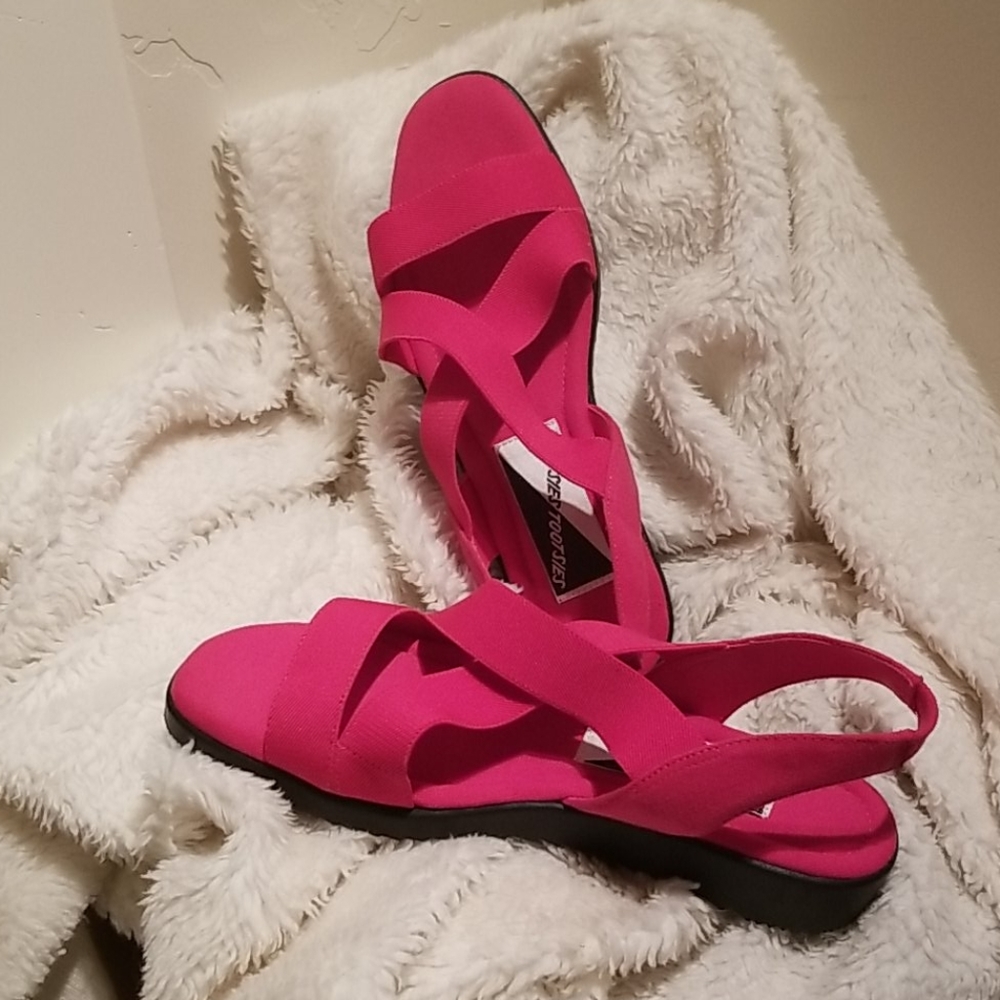 Berry pink New sandals